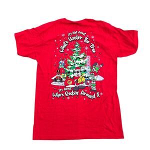 Buc-ees Christmas Red T-Shirt Rockin Around The Christmas Tree Unisex Sz M